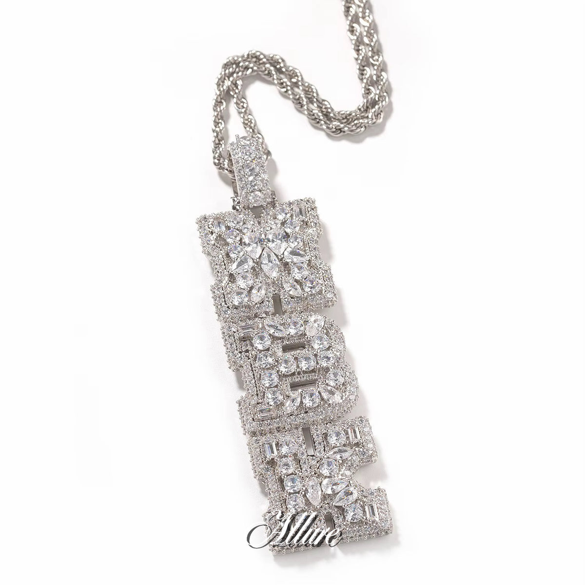 Allure vertical custom chain ( écrivez au 0778699520) pour commander à